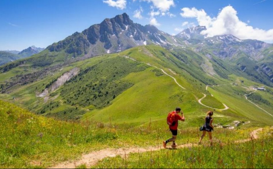 Retraites yoga, méditation, écriture en montagne — Chalet Arpian Valmorel