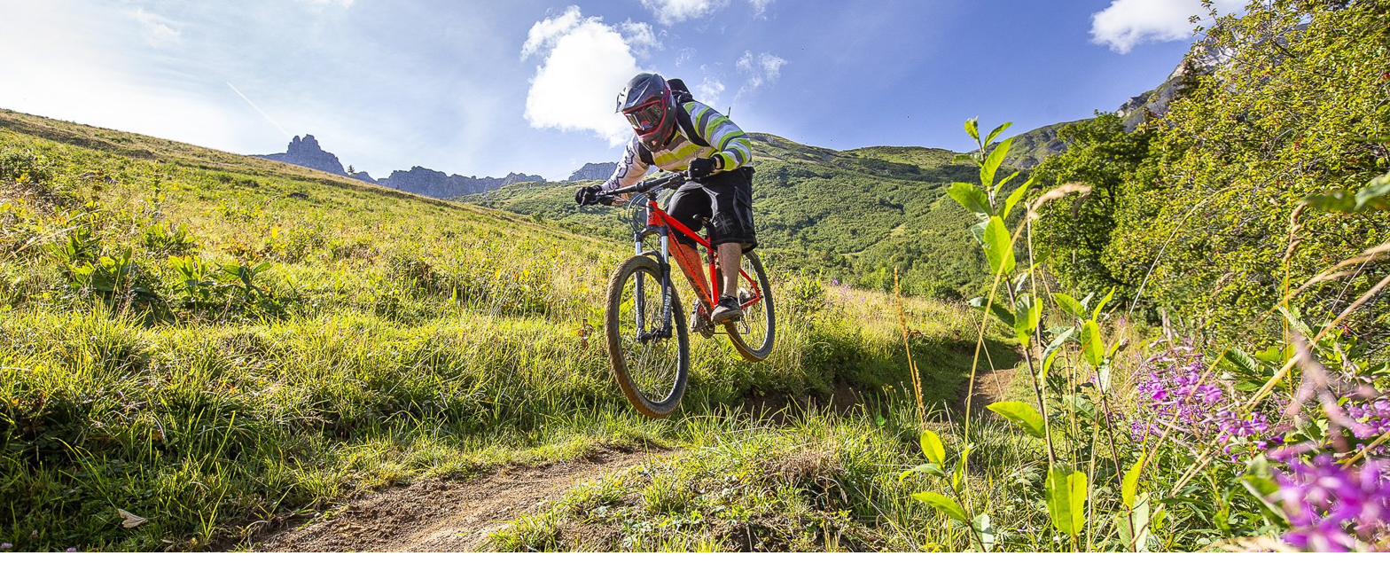 VTT au Bike Park de Valmorel — 33 parcours, 5 disciplines